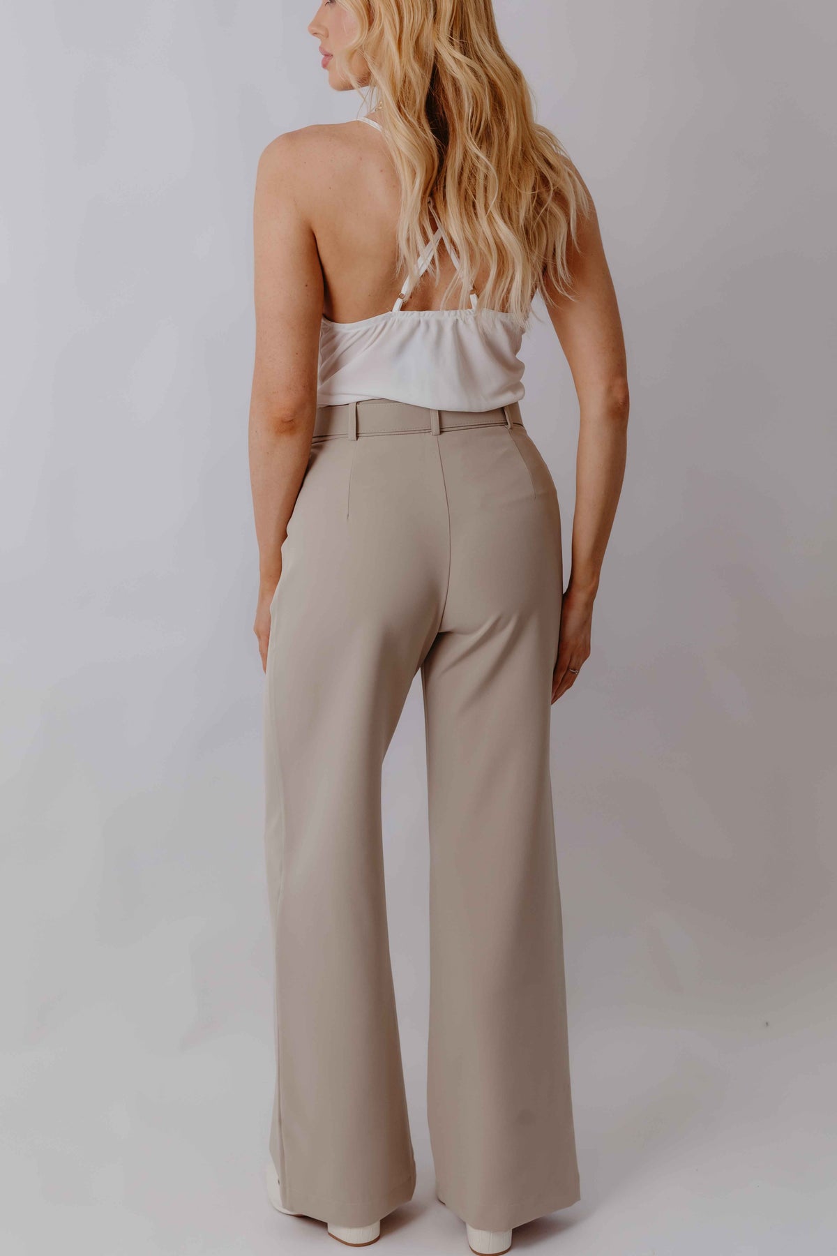 Calça Pantalona Alfaiataria Cinto