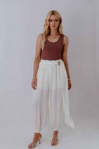 Calça Pantalona com Cintura Transpassada