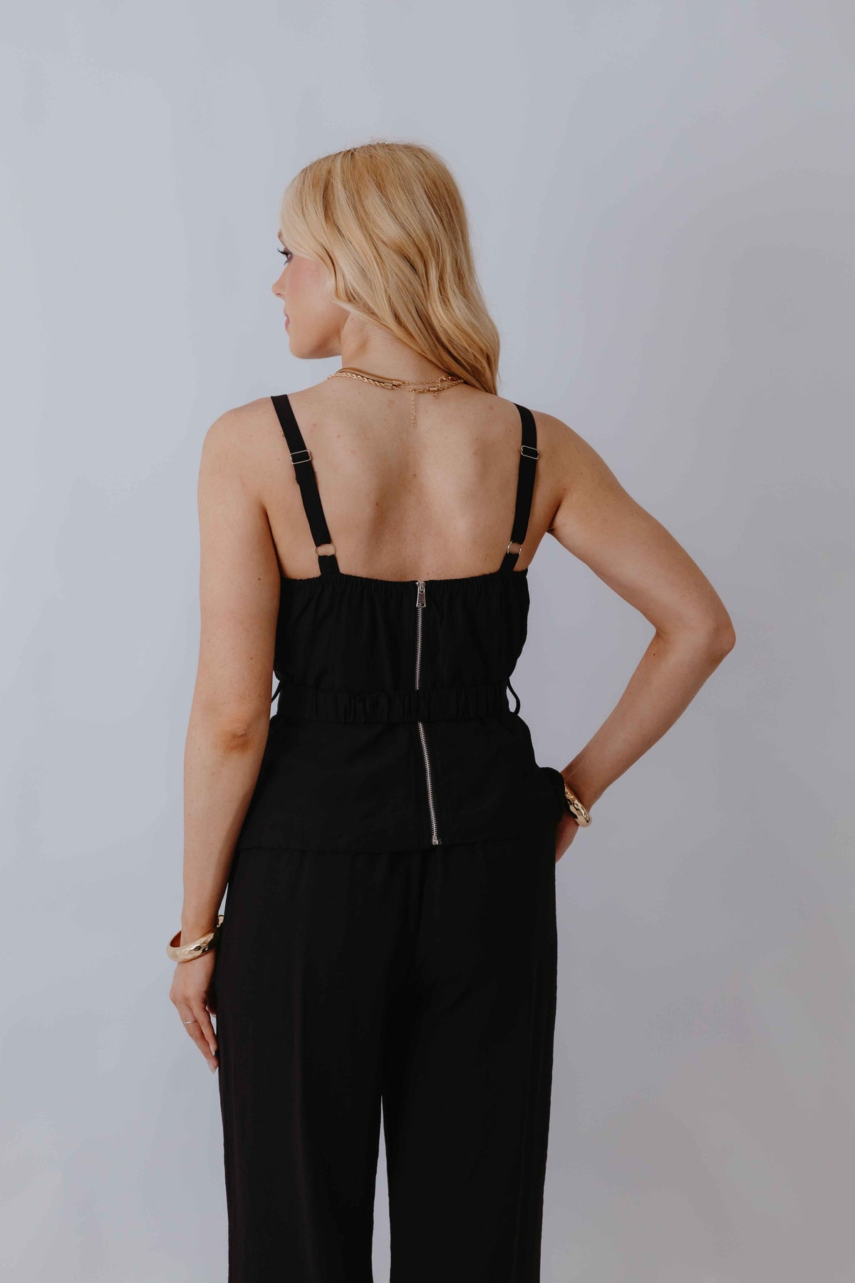 Conjunto de Alfaiataria com Peplum Assimétrico e Cinto