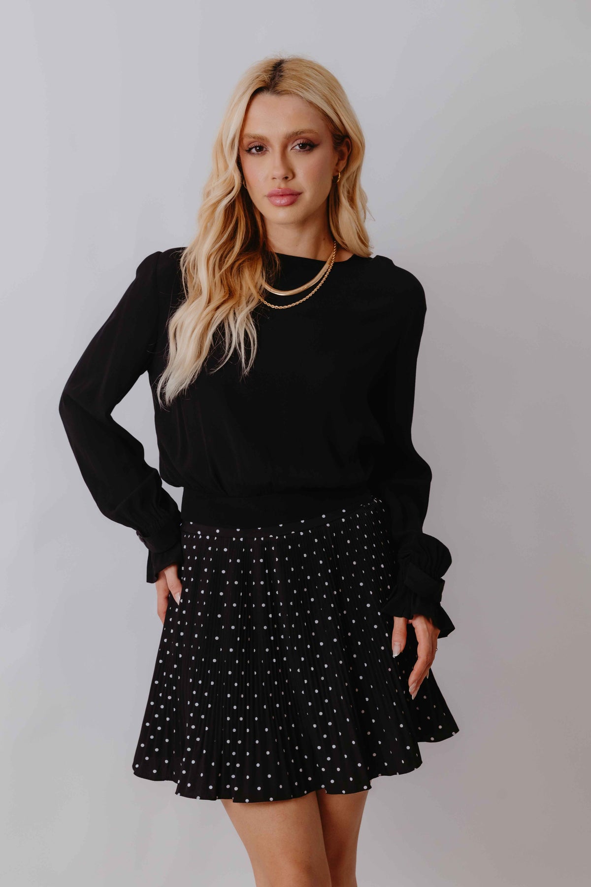 Shorts Saia Plissada Curta